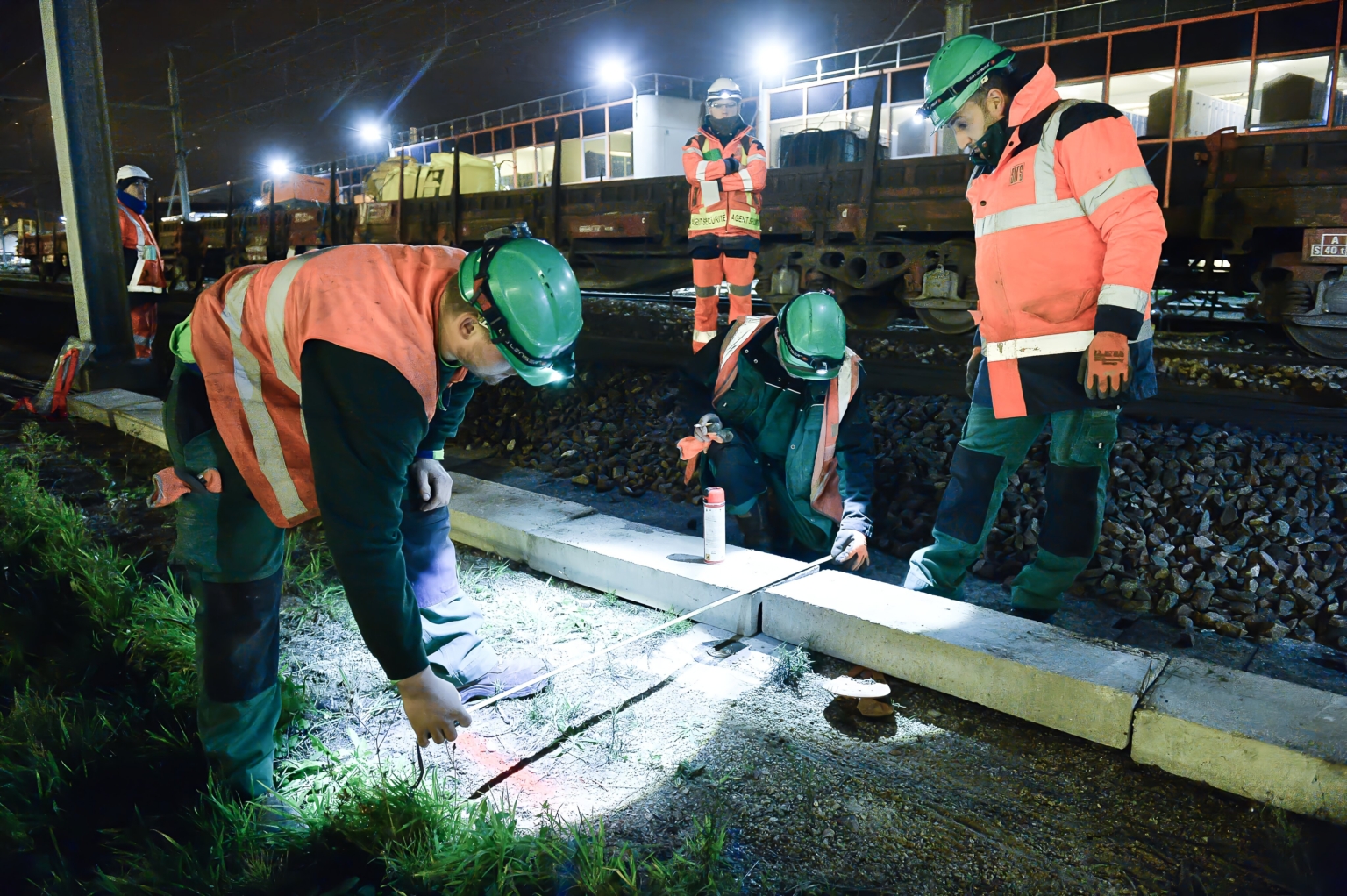 Reportage sur les travaux BTP sur rail de chemin de fer